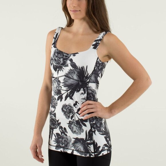 Lululemon Aria Tank II Brisk Bloom Black White/White Size 8 - Picture 13 of 13
